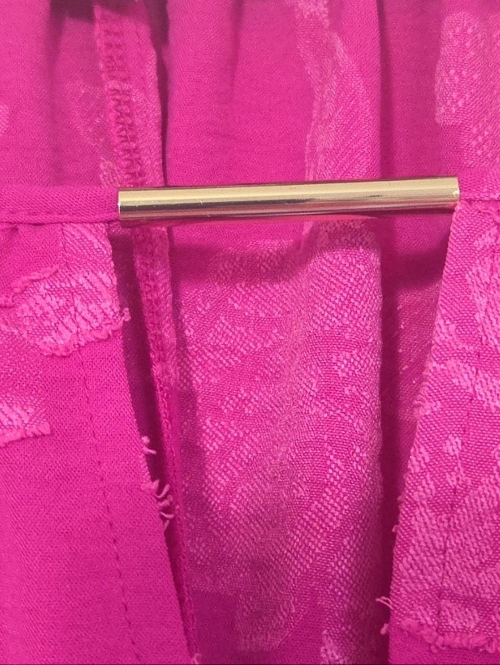 The Pioneer Woman Women's Plus Size Fuchsia Keyhole Floral Blouse XL - Picture 2 of 9